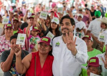 En Reynosa, Carlos Peña suspende proselitismo en señal de duelo