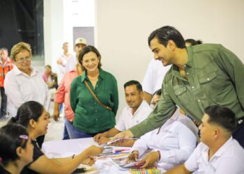 Becas Contamos Contigo impulsan a estudiantes en Reynosa