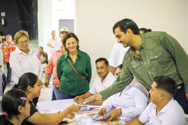 Becas Contamos Contigo impulsan a estudiantes en Reynosa