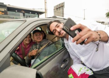 Encuentro cercano: Carlos Peña Ortiz conecta con la comunidad reynosense