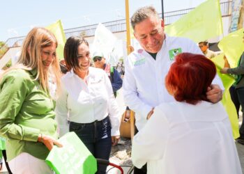 MAKI, GEÑO Y CASANDRA, REALIZAN COLORIDA BRIGADA DE IMPACTO
