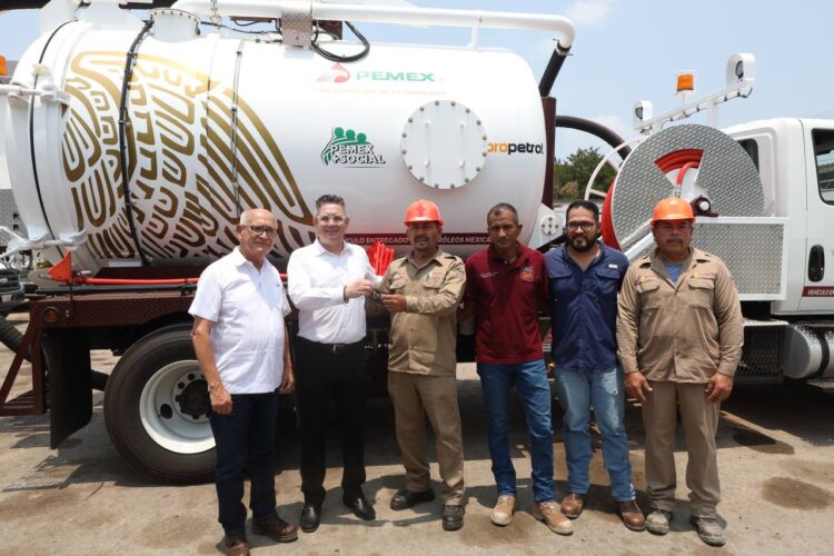 COMAPA Victoria tiene nuevo camión Vactor