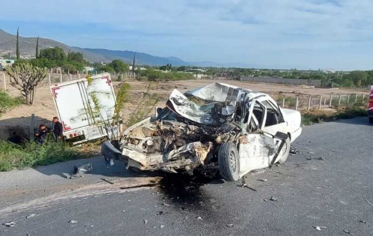 Carro contra trailer: Un puerto en Tula, Tamaulipas