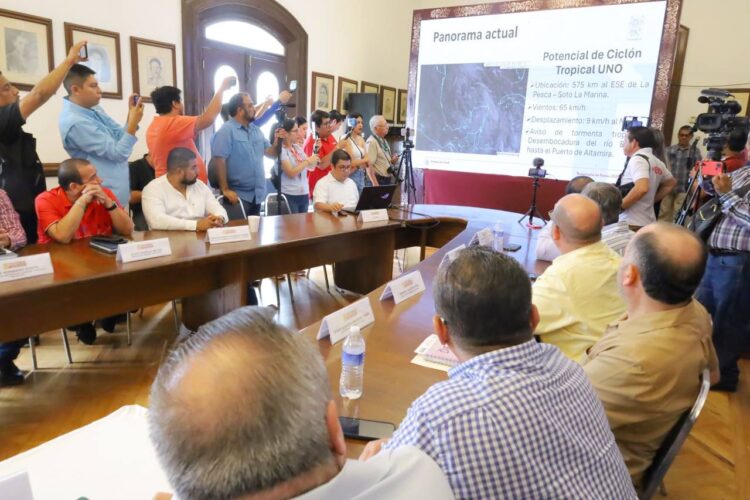 El gobierno de Victoria se mantiene en alerta permanente por tormenta tropical Alberto