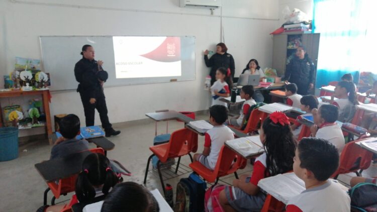 Previenen acoso y violencia en la escuela “Rodolfo Torre Cantú”, de Victoria