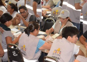 El que pega primero… Pega dos veces