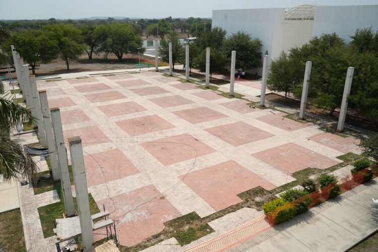 Impulsa Dámaso Anaya infraestructura y equipamiento de la UAT