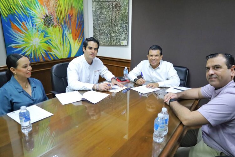 Firma Municipio convenio de colaboración con PROFECO
