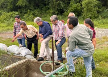 Va agua de La Peñita a colonias Tamatán y Echeverría