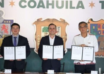 Firma Américo convenio de seguridad con gobernadores de Coahuila y Nuevo León