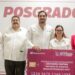 Carlos Peña entregó más de 500 tarjetas de becas a estudiantes de posgrado