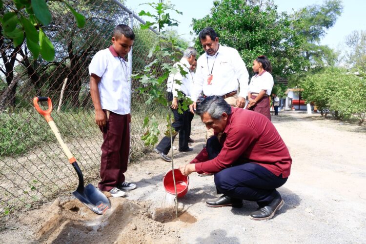Arranca gobernador de Tamaulipas programa “El Albergue es Nuestro”