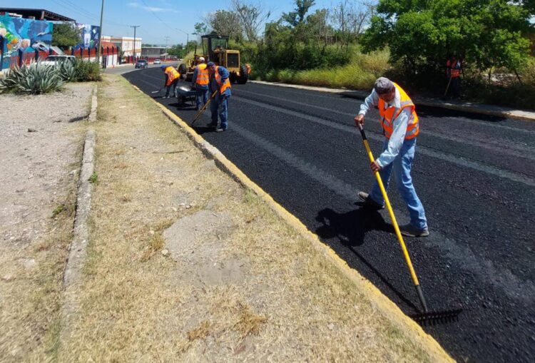 Restauran Municipio y Gobierno del Estado más 3,950 m2 de pavimento