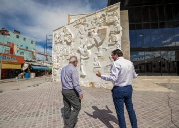 El alcalde Carlos Peña y el secretario de Obras del Estado, Pedro Cepeda, recorren Reynosa