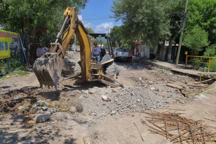 Invierten Estado y Municipio 20mdp en bacheo, drenaje y pavimentación en Victoria