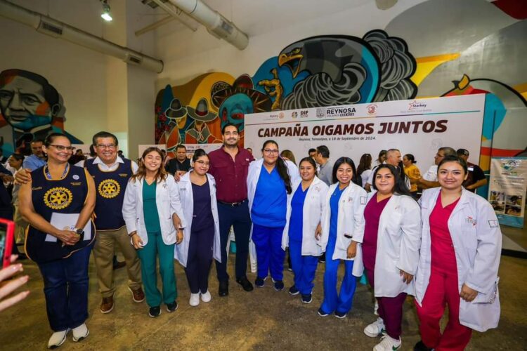 Entrega alcalde Carlos Peña 150 aparatos auditivos del programa Oigamos Juntos