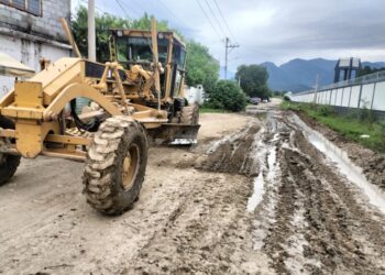 Rehabilita Municipio accesos y calles dañadas por lluvias