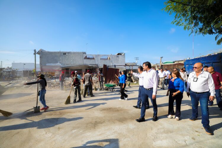 A Cabildo iniciativa de Carlos Peña por $5 millones para viviendas, en zona de explosión