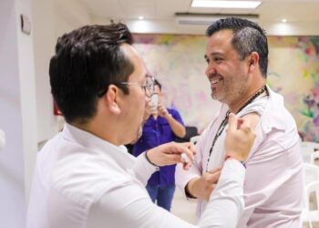 Carlos Peña pone en marcha Vacunación Contra Influencia para trabajadores del municipio