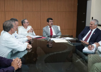 La UAT y la Secretaría de Salud fortalecen el mejoramiento de la enseñanza médica