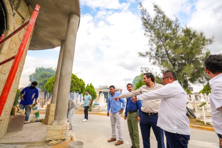 Panteón limpio y seguro para visitantes: Carlos Peña Ortiz