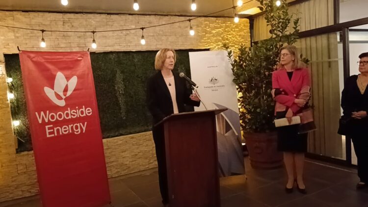 Dan bienvenida oficial a Woodside Energy al iniciar operaciones en Tamaulipas
