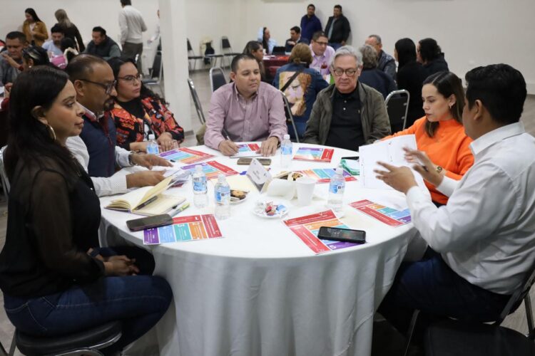 Concluyen foros de consulta ciudadana para elaborar PMD