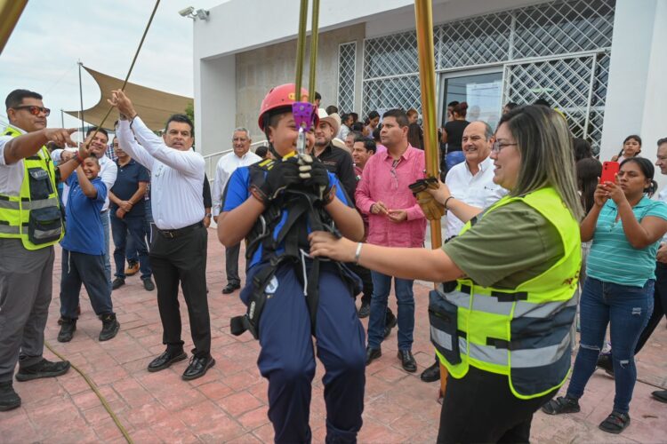 Un éxito primera Jornada por la Paz en Victoria