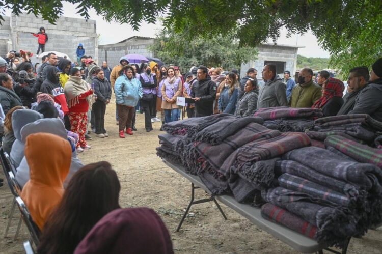 Continúan apoyos por frente frío en Victoria