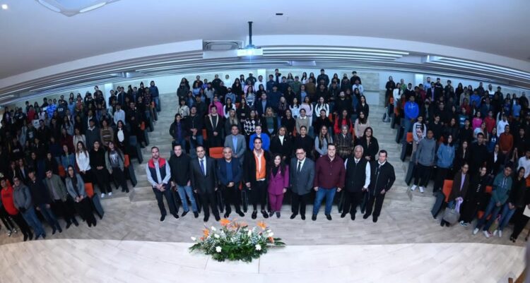 Da Olga Sosa conferencia informativa en la UMAN en Reynosa sobre los resultados del Senado