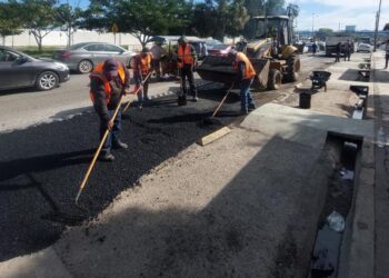 Rehabilita Municipio 510 metros más de asfalto dañado