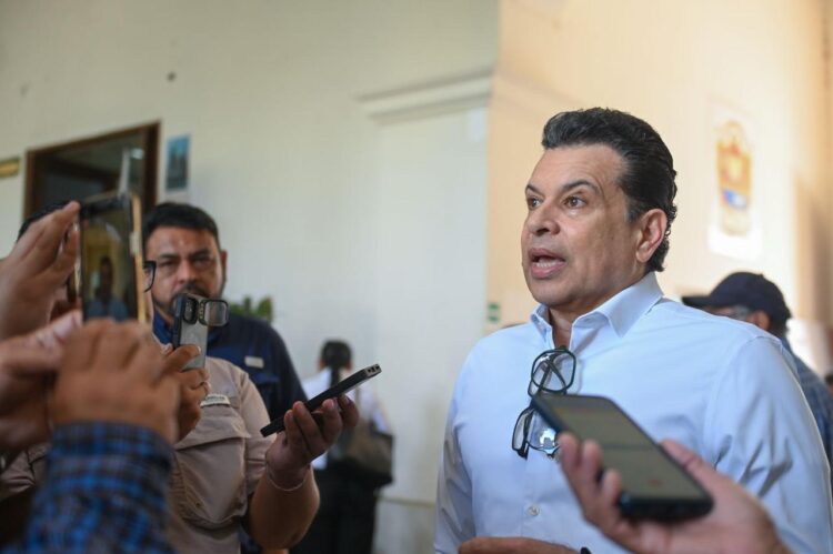 Agradece alcalde al gobernador, por inicio de instalación de semáforos inteligentes