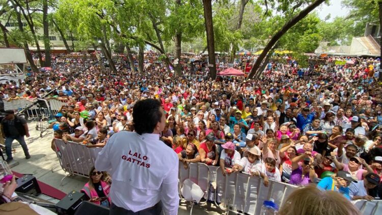 Disfrutan más de 40 mil el festival musical San Marcazo 2025.