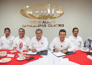 Acuerdan Municipio y CMIC construir obras de calidad.