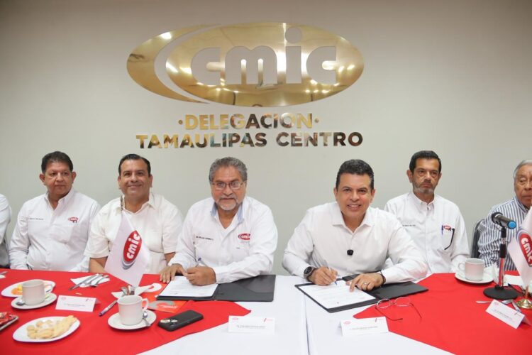 Acuerdan Municipio y CMIC construir obras de calidad.