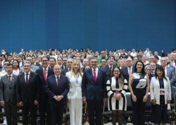 Inaugura Américo Congreso Internacional «Hacia un Sistema de Salud Integral y Humanista en Tamaulipas»