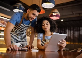 Cómo Calificar para un Crédito Empresarial: Guía Paso a Paso para Pequeñas Empresas