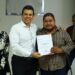 Entrega alcalde nombramientos a delegados ejidales.