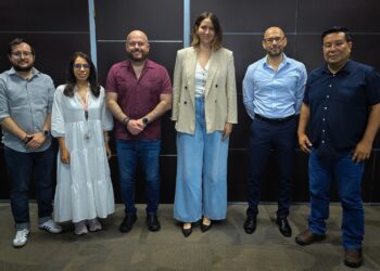 Unen esfuerzos para mejorar sistemas digitales en favor de tamaulipecos que residen en Nuevo León