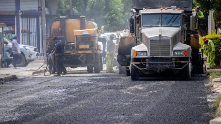 Gobierno de Victoria avanza en la rehabilitación de la infraestructura vial en colonias, área urbana y ejidal de la Capital de Tamaulipas.