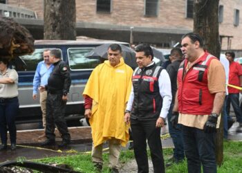 Atiende alcalde daños por intensas lluvias en Victoria