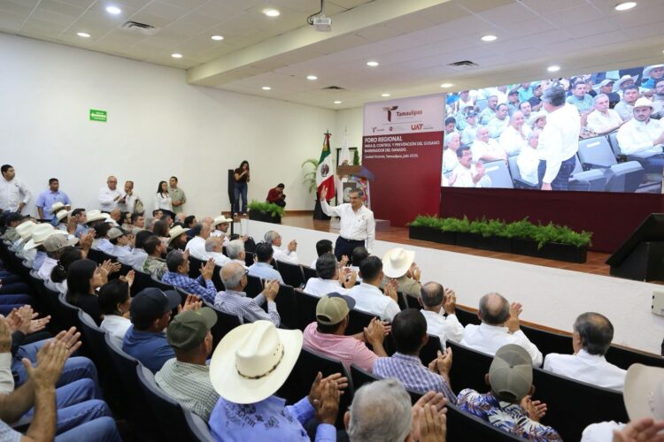 Tamaulipas tiende barrera de contención al gusano barrenador