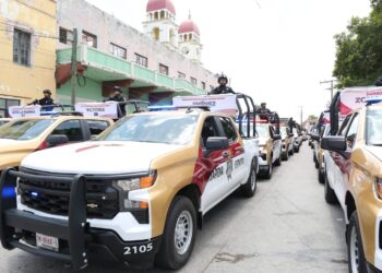 Refuerza Américo seguridad en San Fernando y la región con entrega de nuevas patrullas
