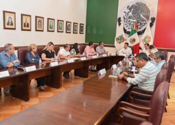 Instruye alcalde a secretarías priorizar atención a limpieza, pavimentación y agua en temporada vacacional.