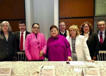 Asiste rector Dámaso Anaya a evento nacional por el Día del Abogado