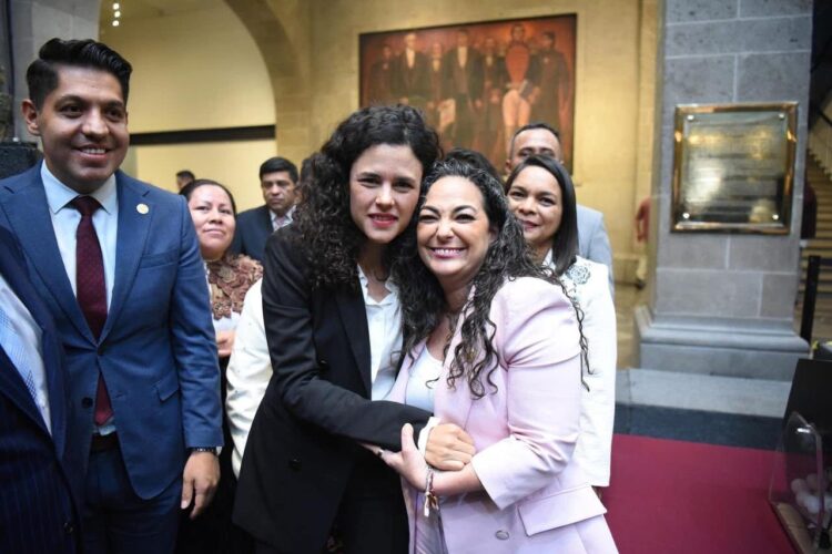 Olga Sosa participa en la Tercer Plenaria del Grupo Parlamentario de Morena en el Senado