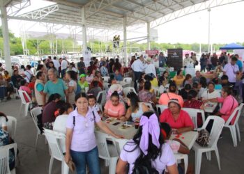 Lleva SEBIEN «Mercado de Bienestar» a González