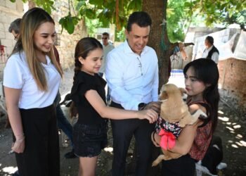 Reconoce Colectivo Animalista a Municipio por apoyar derechos de los animales.
