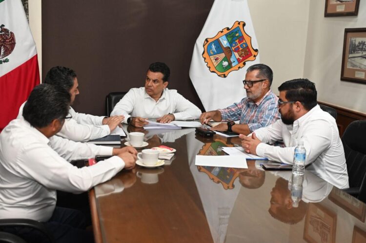 Trabajan Municipio y CFE en reordenamiento  de la red eléctrica.