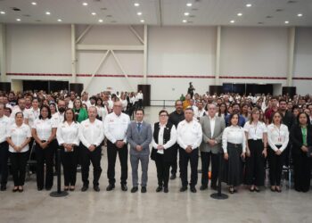 Suma la UAT iniciativas de docentes para impulsar la innovación educativa